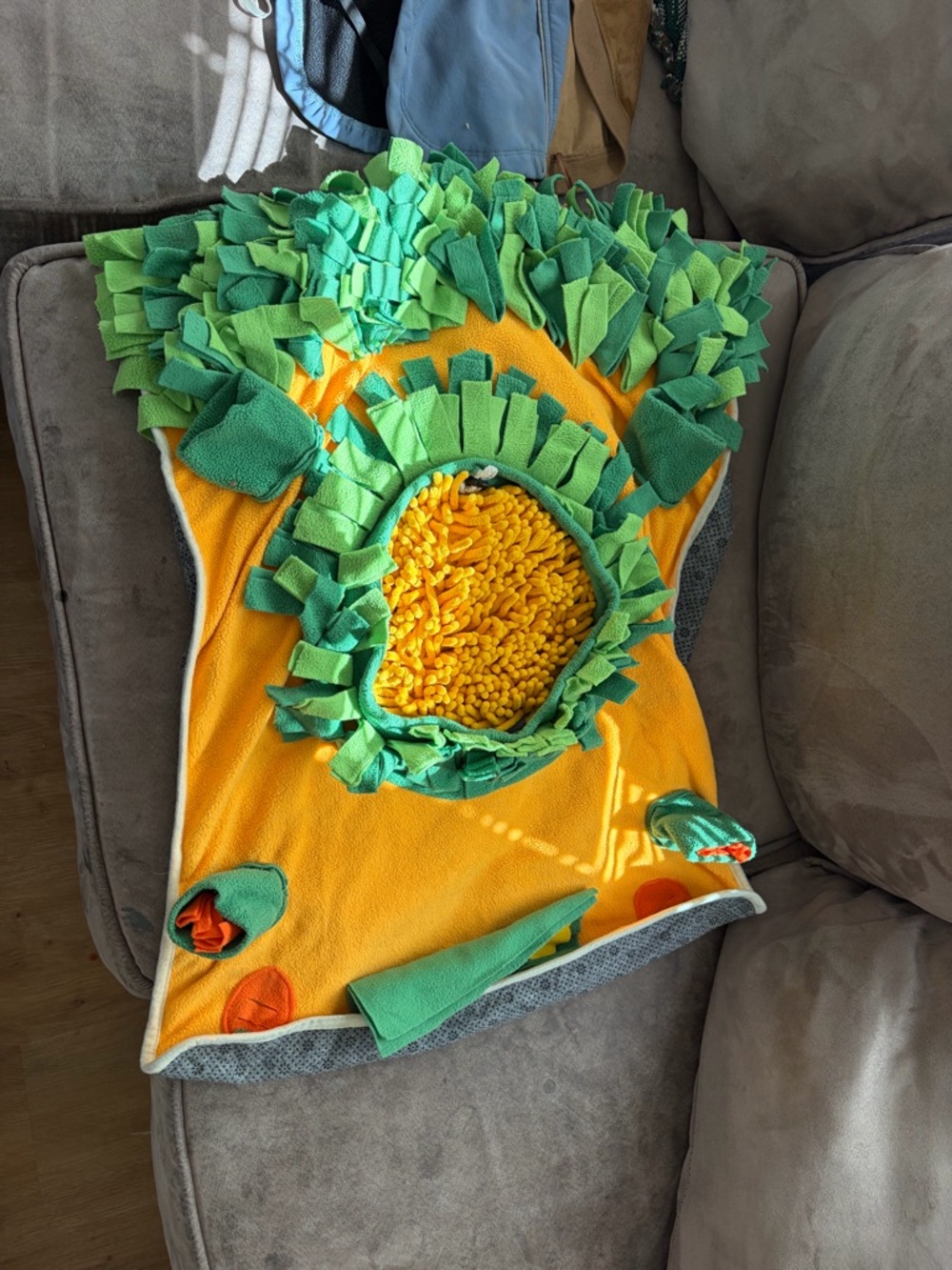 Yellow & Green Fleece Pet Snuffle Mat